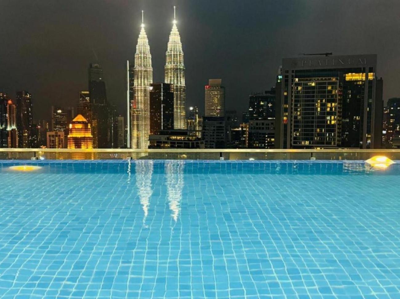 쿠알라룸푸르 The Luxe Colony Klcc By Sky Pool 아파트 외부 사진