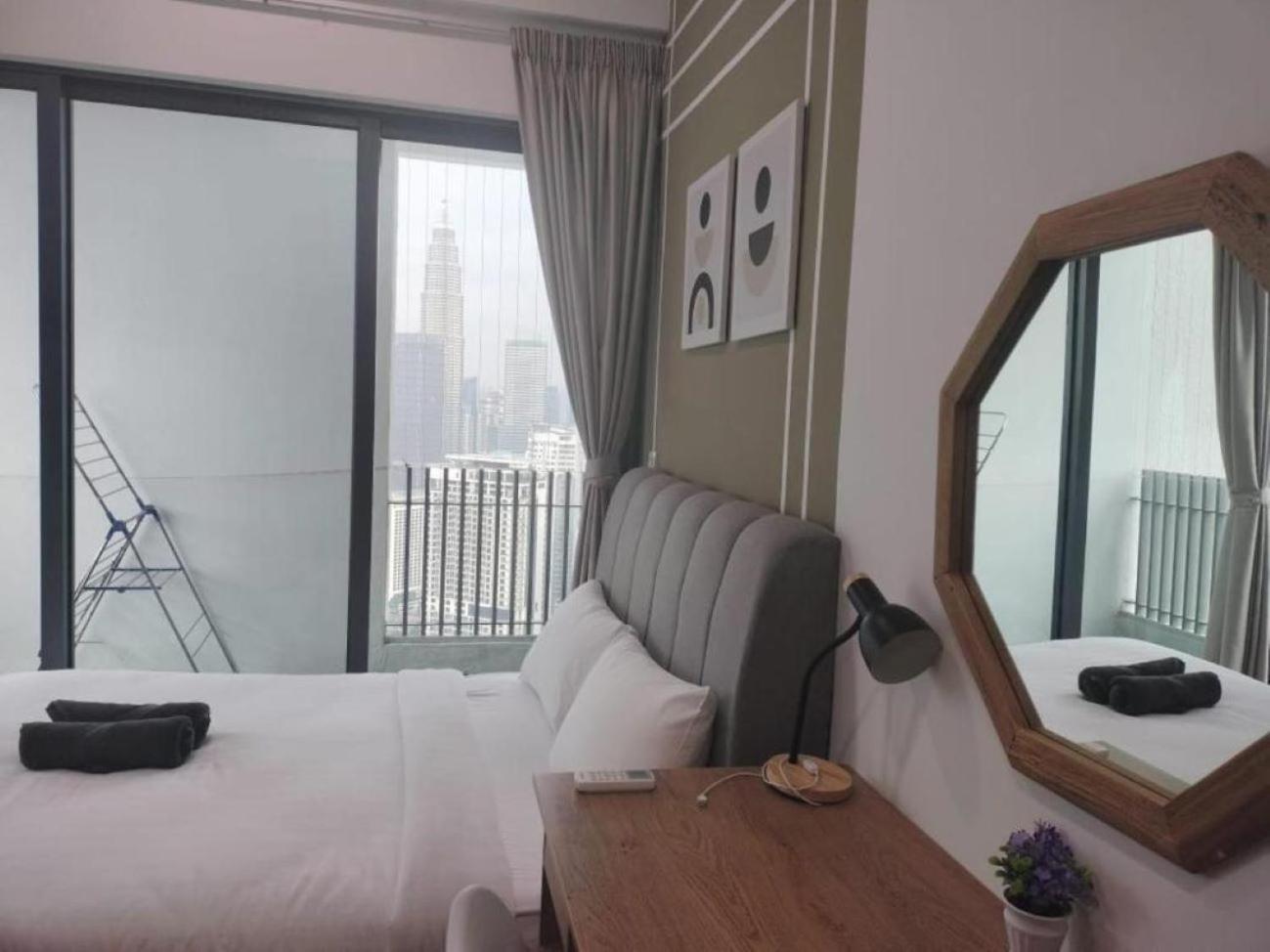 쿠알라룸푸르 The Luxe Colony Klcc By Sky Pool 아파트 외부 사진