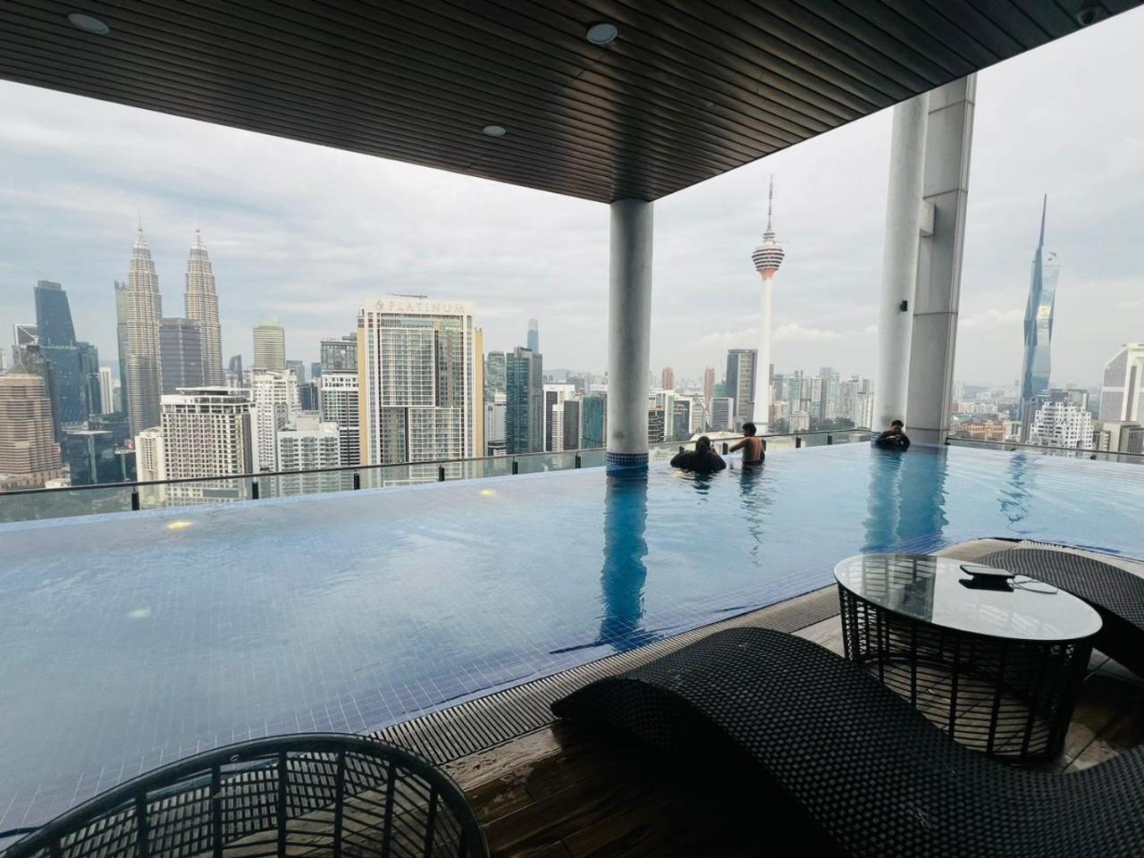 쿠알라룸푸르 The Luxe Colony Klcc By Sky Pool 아파트 외부 사진