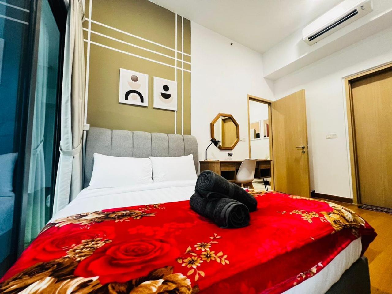 쿠알라룸푸르 The Luxe Colony Klcc By Sky Pool 아파트 외부 사진