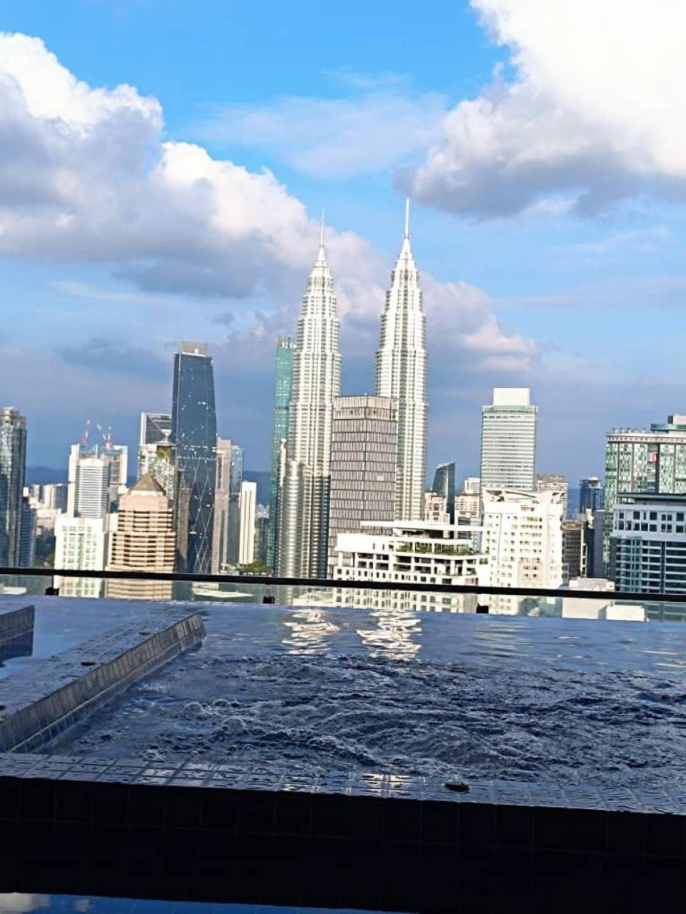 쿠알라룸푸르 The Luxe Colony Klcc By Sky Pool 아파트 외부 사진