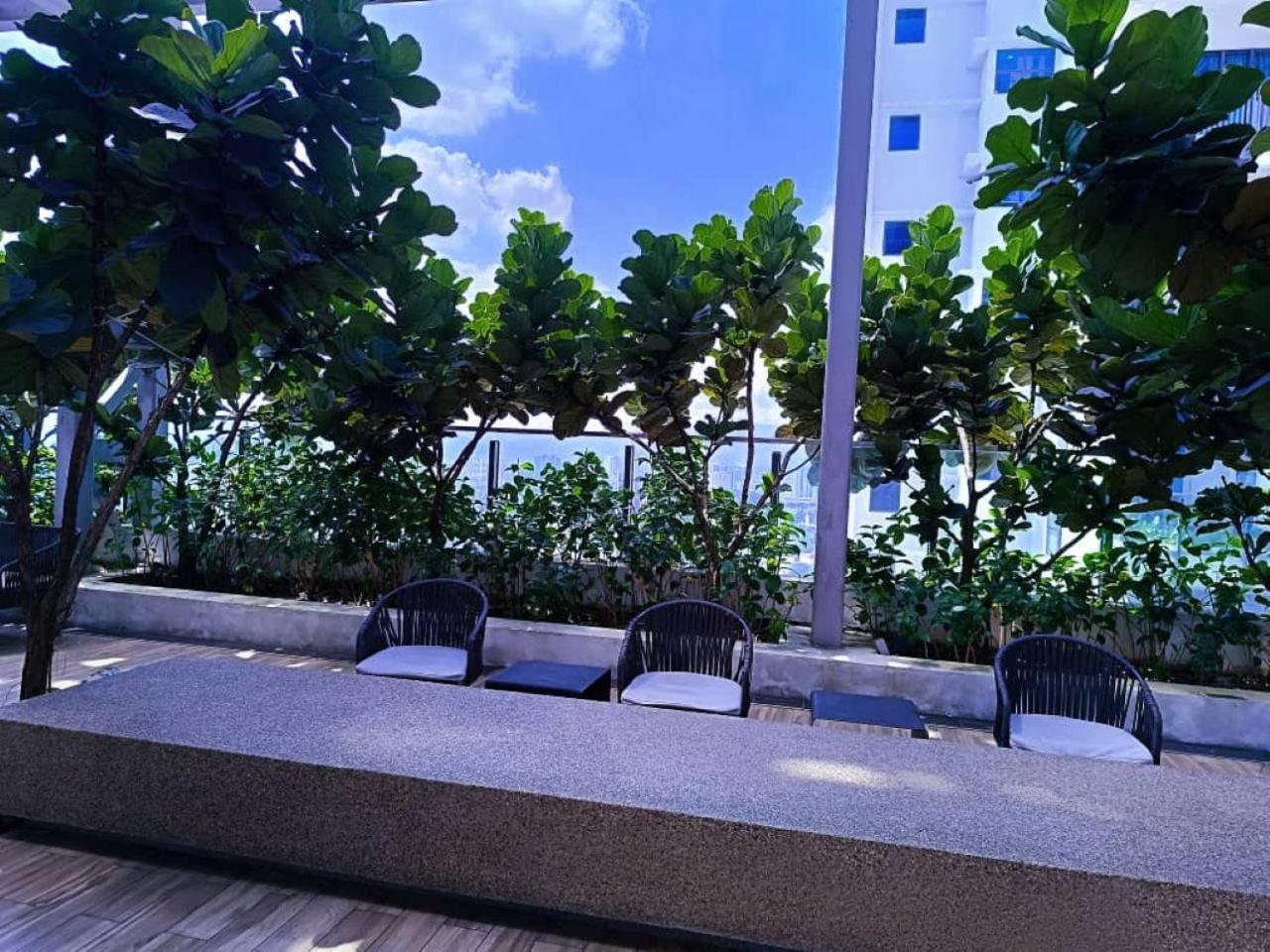 쿠알라룸푸르 The Luxe Colony Klcc By Sky Pool 아파트 외부 사진